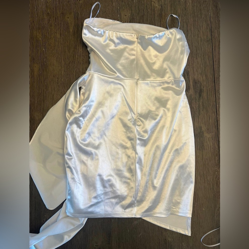 Lulu’s Total Bombshell Strapless Satin Mini Dress - image 3